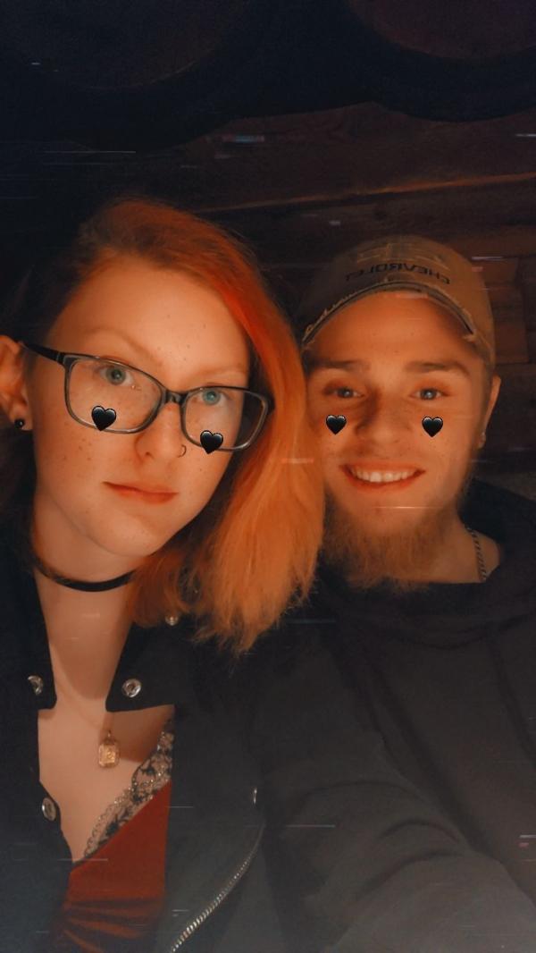 Savanah Turner and Stephen Webb Jr's Honeymoon Registry